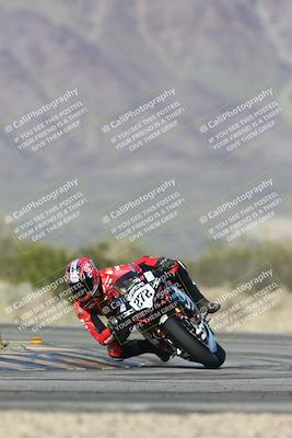 media/Jan-15-2026-Racers Edge (Thu) [[dfebeb70ab]]/2-A Group/Session 5 (Turn 5)/